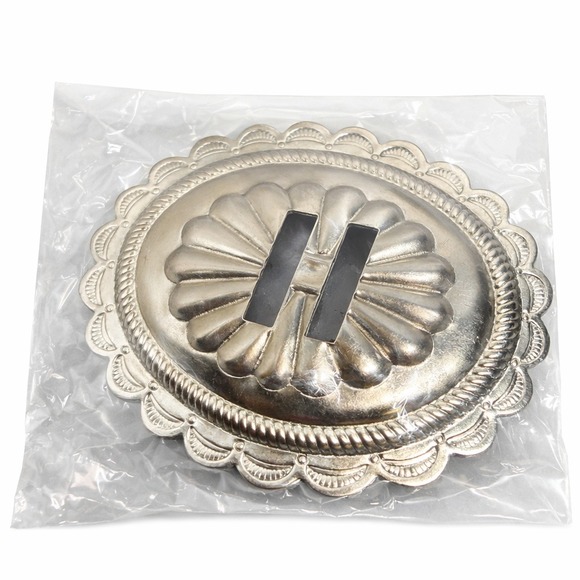 Accessories - Vintage Silver Tone Belt Buckle Blank Oval Western Craft DIY NOS Scalloped Edge
